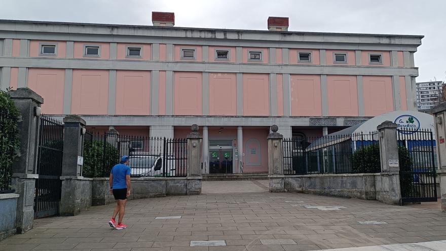Sestao cifra en 5 ‘kilos’ acabar con las goteras de sus polideportivos