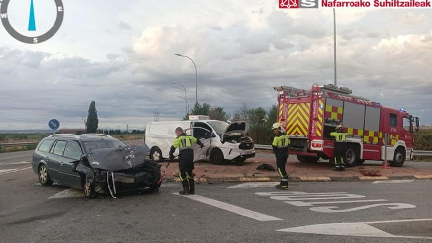 Tres personas trasladadas tras una colisión en Corella