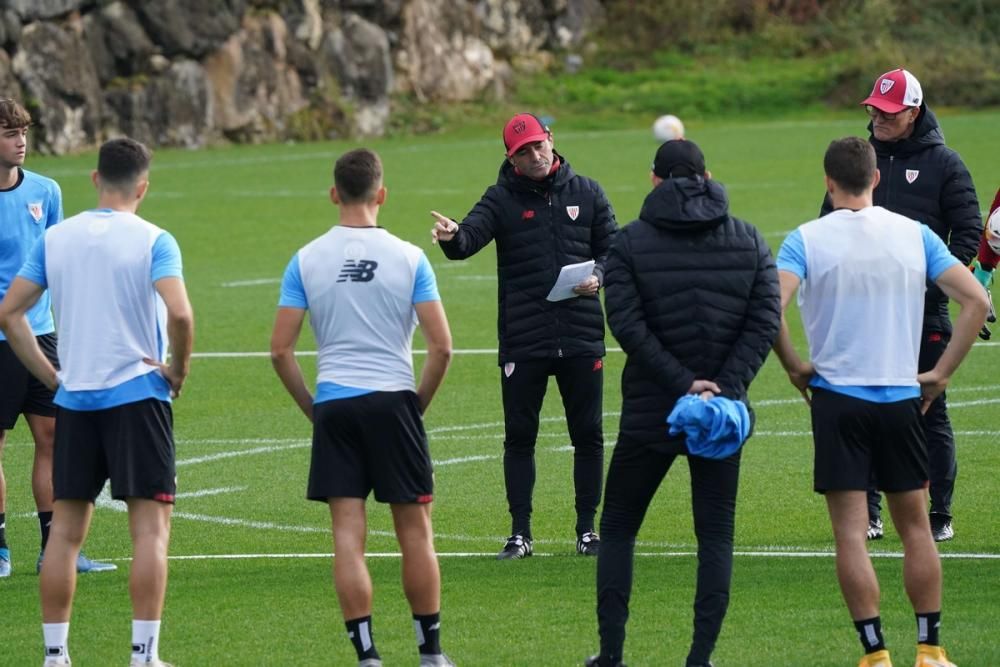 Entrenamiento del Athletic en Lezama.