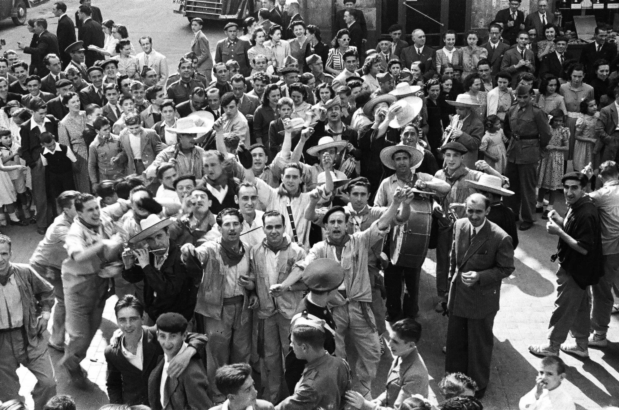 En imágenes: Así eran las fiestas de La Blanca en el siglo XX
