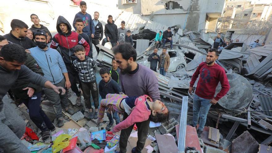 Al menos 165 muertos y 250 heridos por ataques israelíes en Gaza en las últimas 24 horas