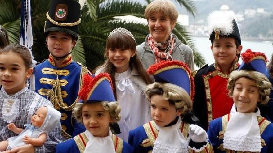 Un total de 4.906 niños participarán este año en la Tamborrada Infantil de San Sebastián que incorpora oficios de antaño