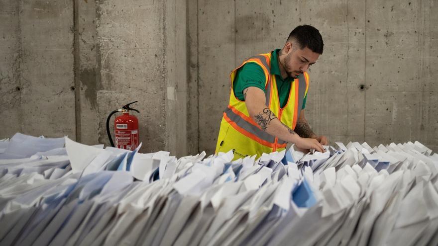 El material electoral llega a los colegios