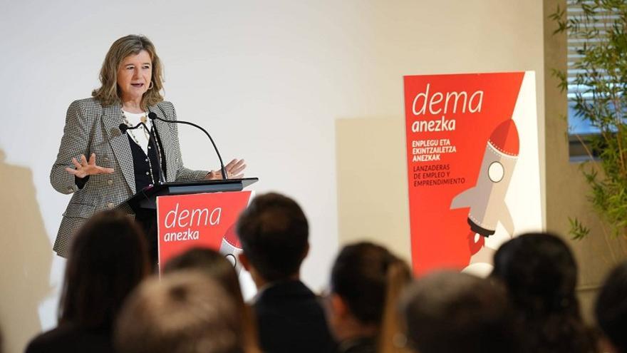 Anezka, Enplegu eta Ekintzailetzarako Programa 2023-24 edizioko topaketa-jardunaldia aurkeztu da