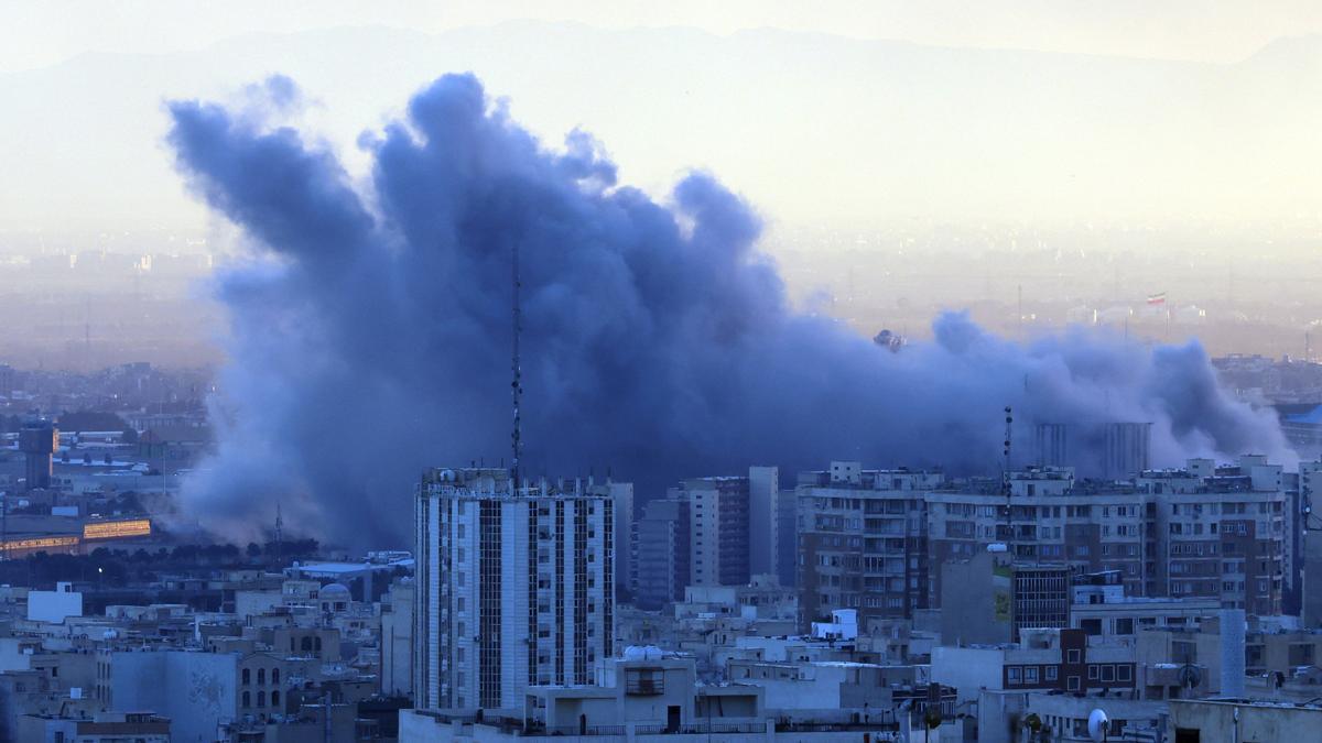 Israel ha hecho 1.600 incursiones aéreas y lanzado 4.000 bombas en su ofensiva a Irán