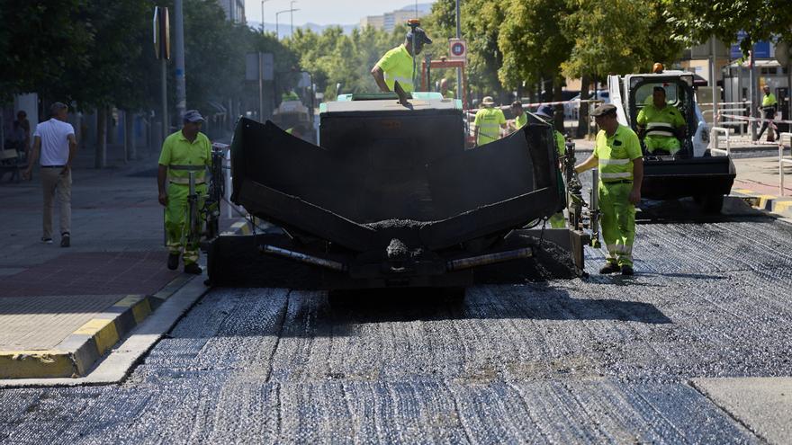 Fotos de las obras en Pamplona, que no descansa ni en verano