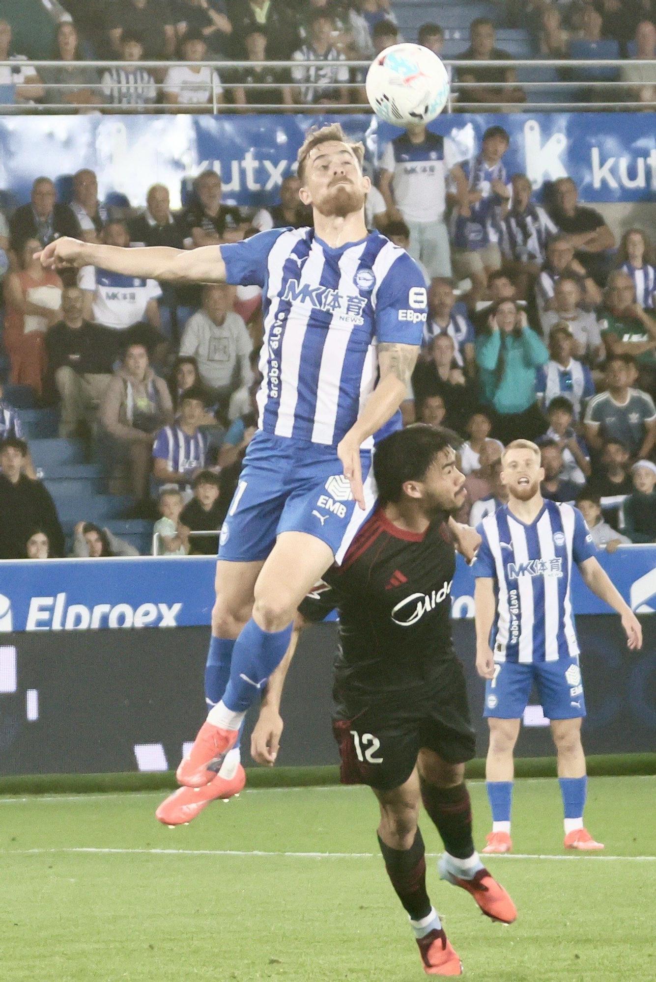 En imágenes: El Alavés cae en Mendizorroza ante el Sevilla