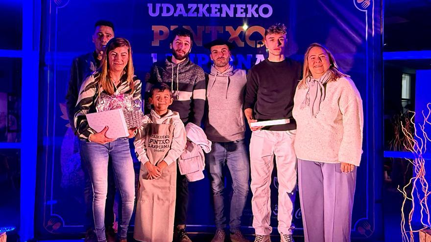 Ostatu taberna triunfa en el concurso Pintxo Lanperna de Galdakao