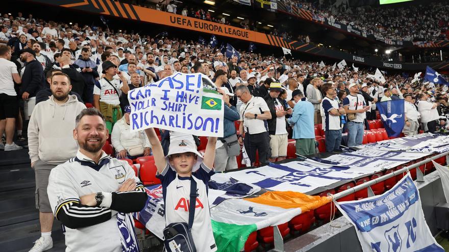 Los aficionados se alojaron en Bilbao 2,5 noches como media durante la final de la Europa League