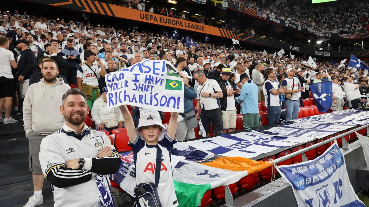 Gran ambiente en San Mamés durante la final de la Europa League el pasado 21 de mayo