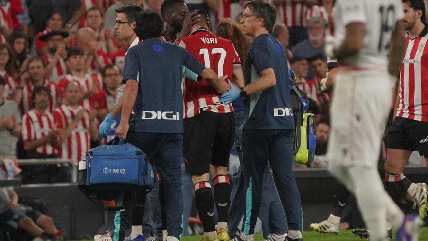 Laporte se marcha lesionado y Yuri da el susto