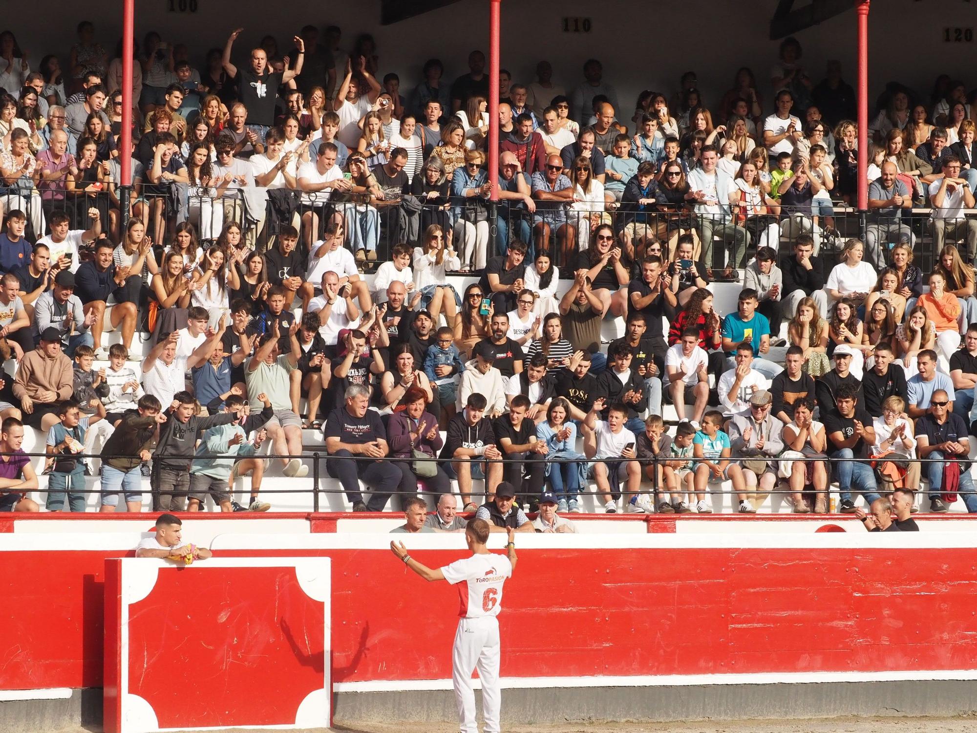 El extremeño Israel Pérez 'Ruso' se estrena con victoria en el Campeonato de Recortadores de Azpeitia