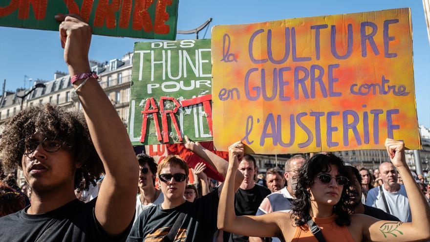 Francia encara otra movilización masiva tras la reunión de los sindicatos con el primer ministro