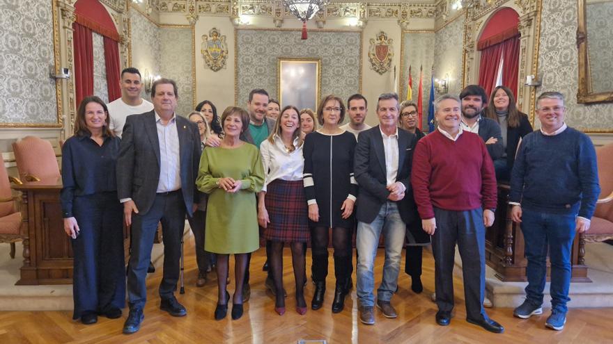 Homenaje del Ayuntamiento de Tudela a los nueve trabajadores jubilados