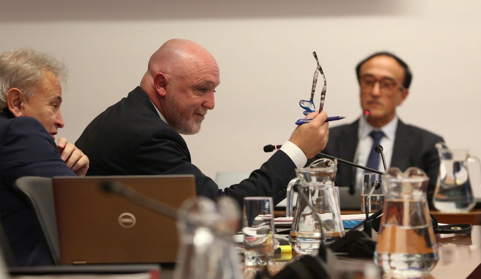 Fotos de la sesión de este martes de la comisión de investigación del Parlamento de Navarra