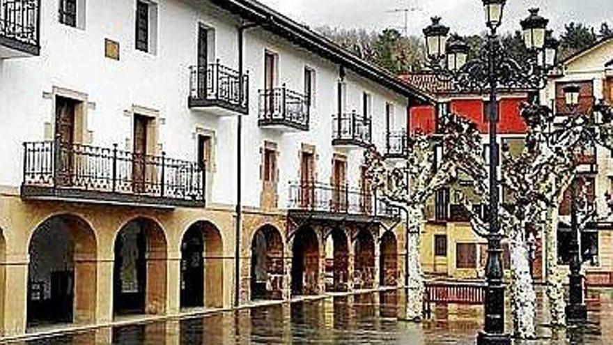 'Zaindu Lazkao' kanpaina abian da, herri garbiago baten alde