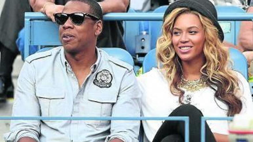 Beyoncé da a luz a su primera hija, Ivy Blue, en un hospital de Nueva York