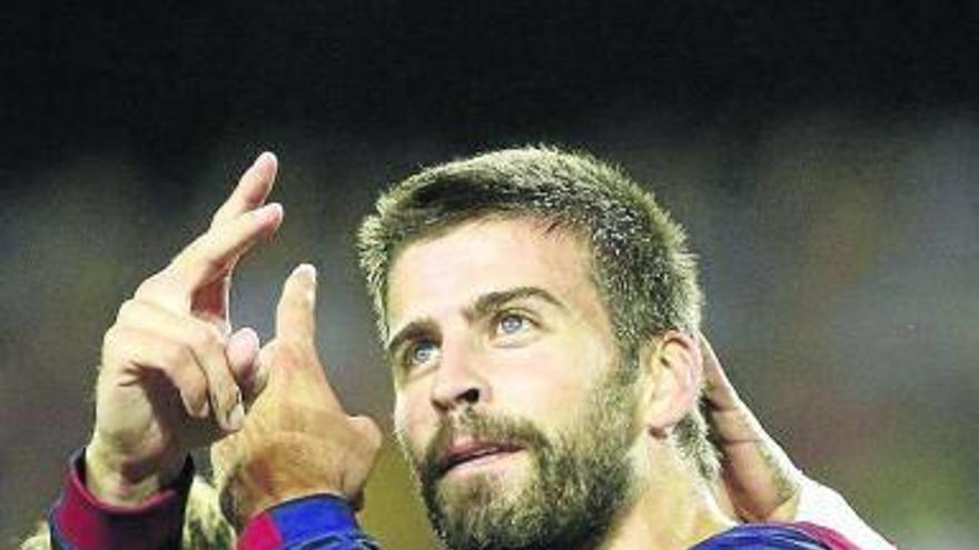 Piqué: &quot;Si fuese seguidor del Real Madrid, Casillas sería mi ídolo&quot;