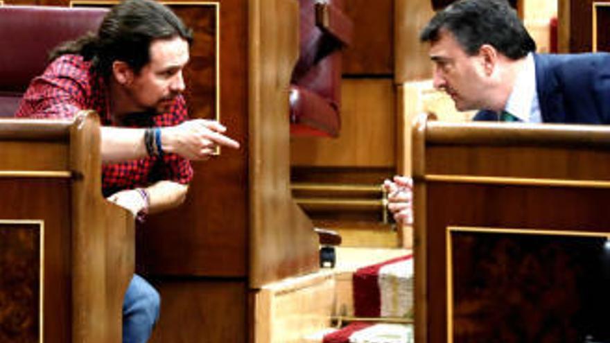 El PNV recuerda  a Iglesias que es ministro con su voto