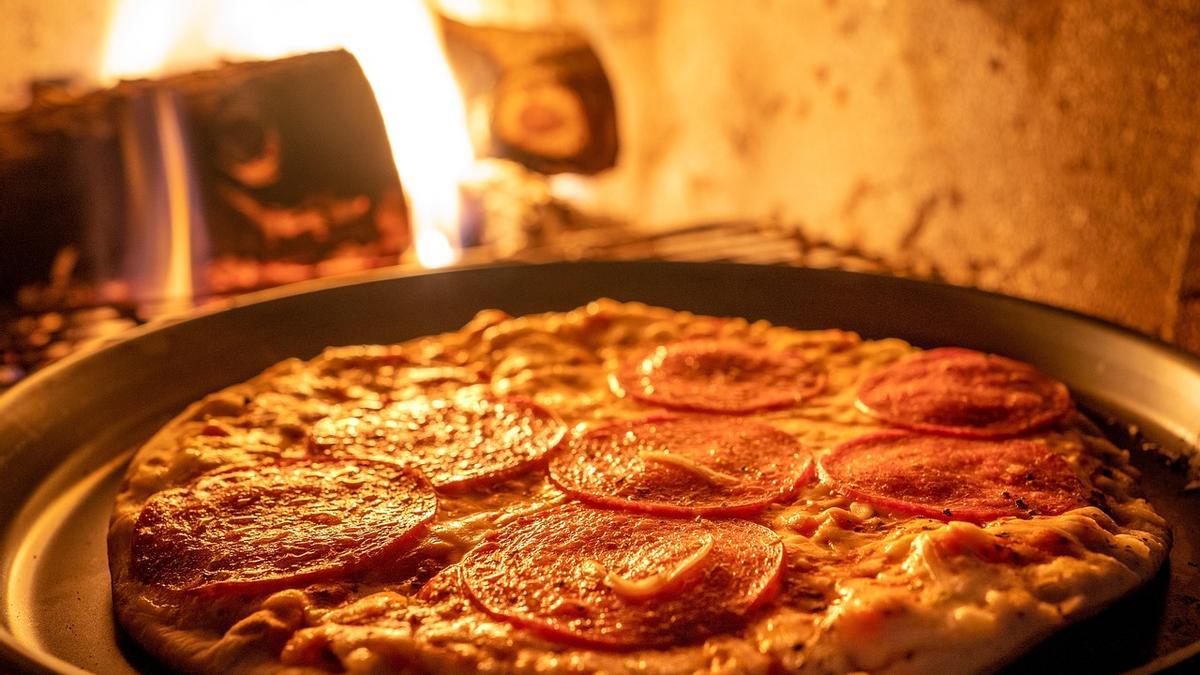 Imagen de archivo de una pizza