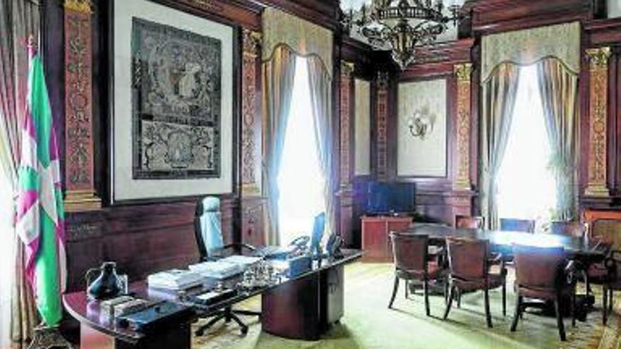La Diputación abre el palacio foral al público