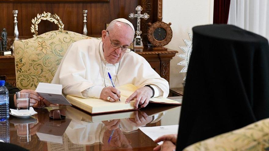 El Papa cumple 85 años en plena forma tras su operación.