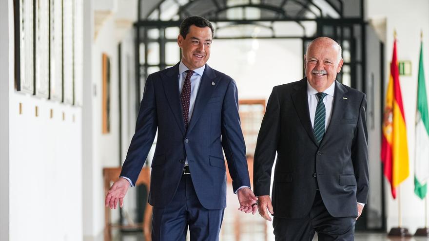 Moreno abre el debate de investidura en el Parlamento andaluz con el apoyo de Vox en el aire