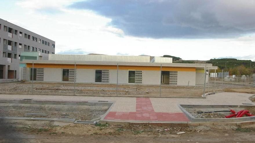 Aspecto del exterior del nuevo centro de 0 a 3 años, cuyas obras interiores ya se han terminado.