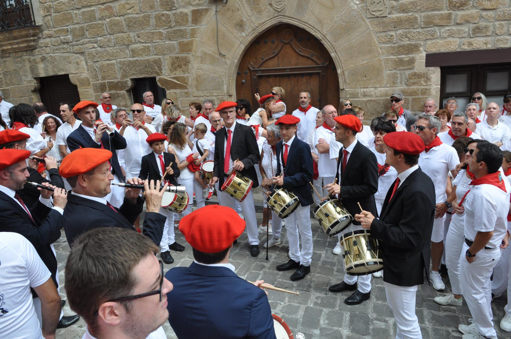 Fotos del cohete de fiestas de Artajona 2025