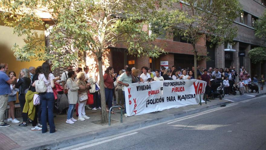 Familias adjudicatarias de VPO y VPT de Maristas claman &quot;amparo&quot; al Gobierno de Navarra