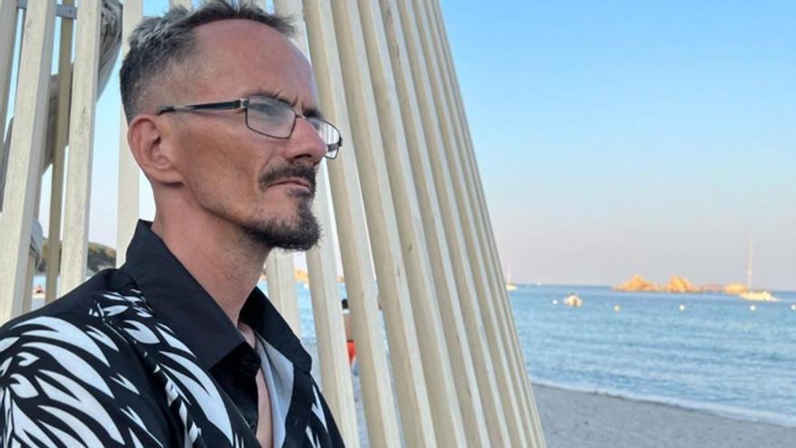 Francia investiga la muerte en directo de un ‘influencer’ tras ser humillado y maltratado durante meses en sus retransmisiones