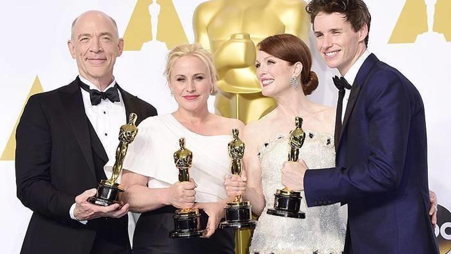 Julianne Moore y Eddie Redmayne, mejores intérpretes