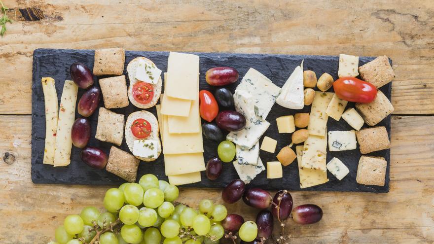 Tablas de quesos y embutidos: de comida de pastores a puro arte visual