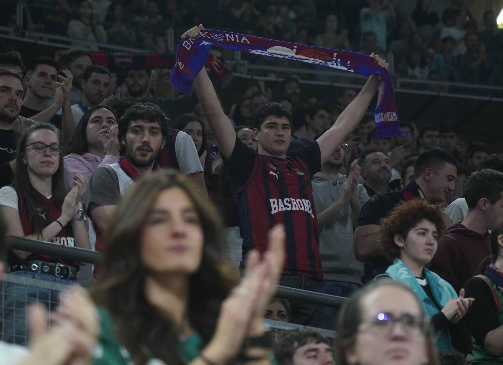 ¡Búscate en las fotos del Baskonia - Valencia!