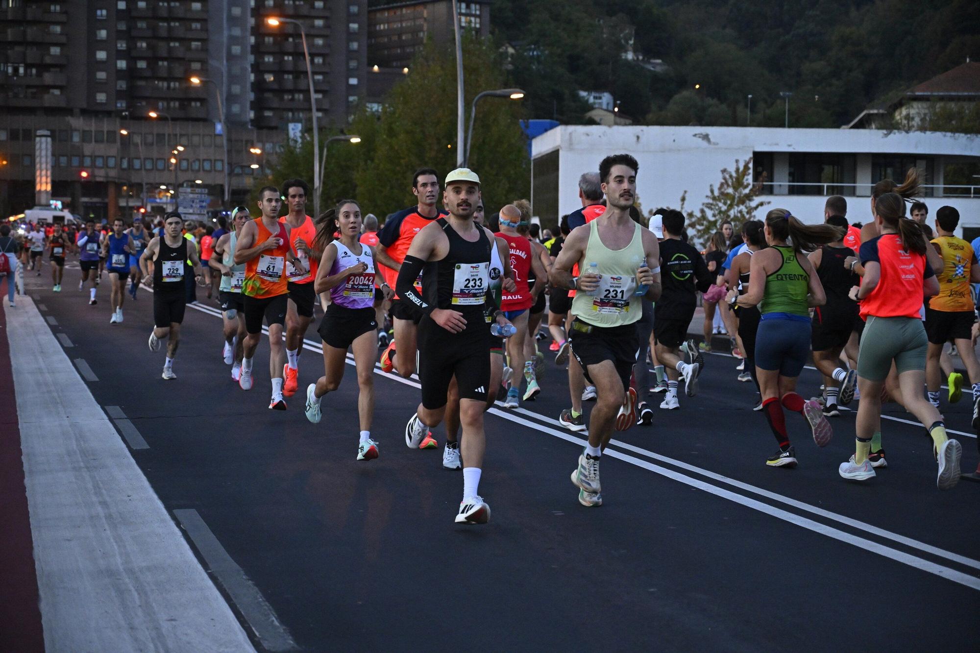 El Bilbao Night Marathon, en imágenes