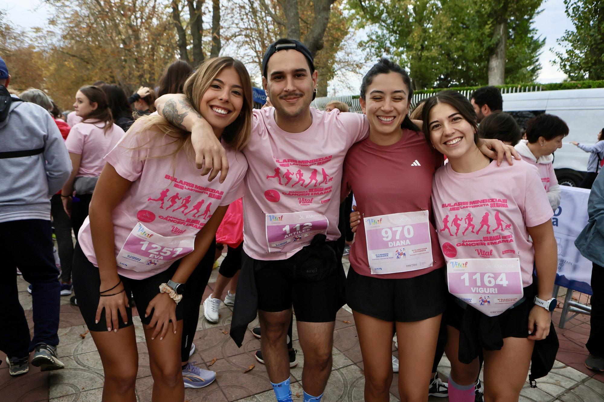 En imágenes: Vitoria se vuelca con la VI Carrera Solidaria contra el Cáncer de Mama