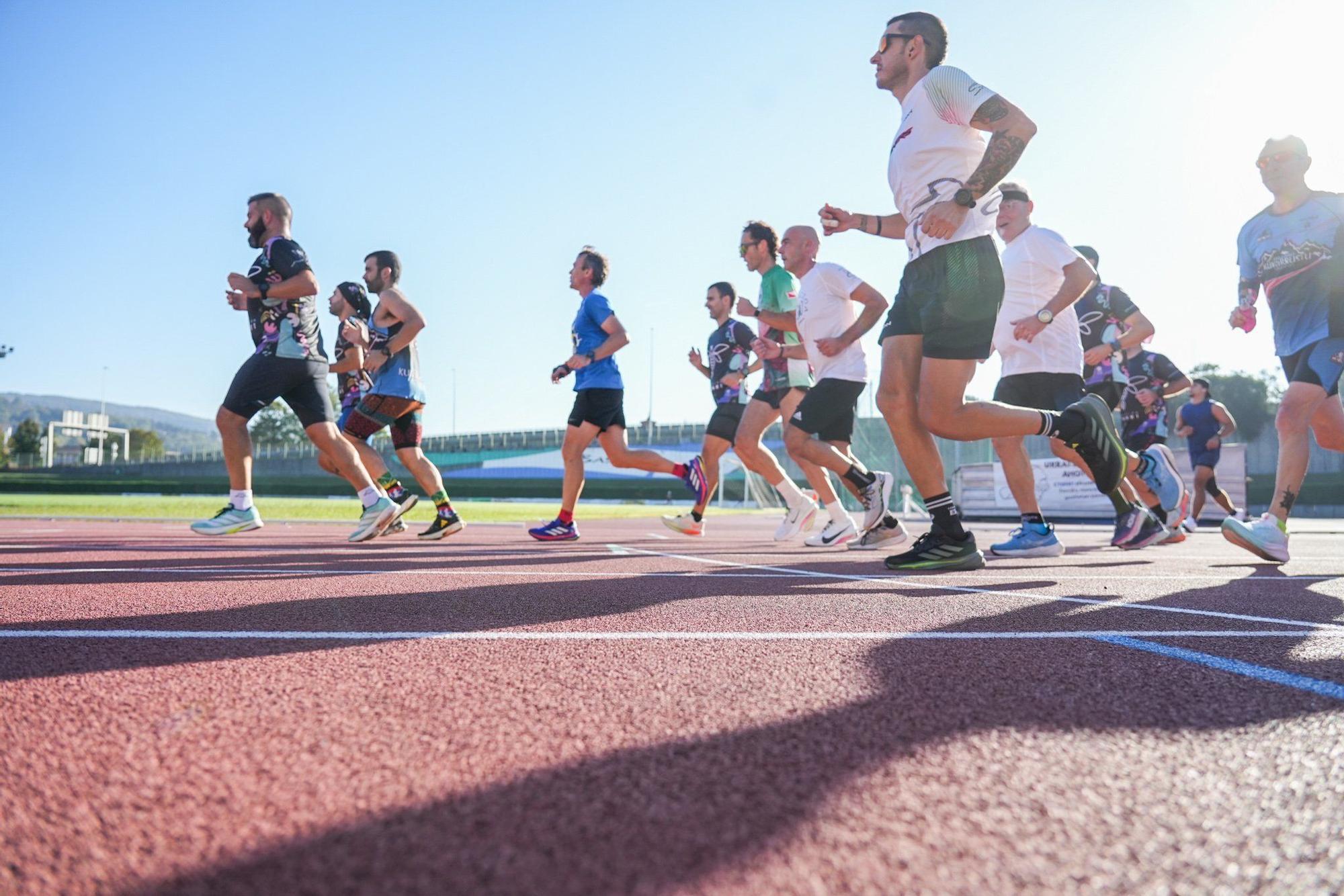 Basauri arropa a Yeray González en la final de su reto '12 maratones en 12 meses' por la asociación CNTTB1