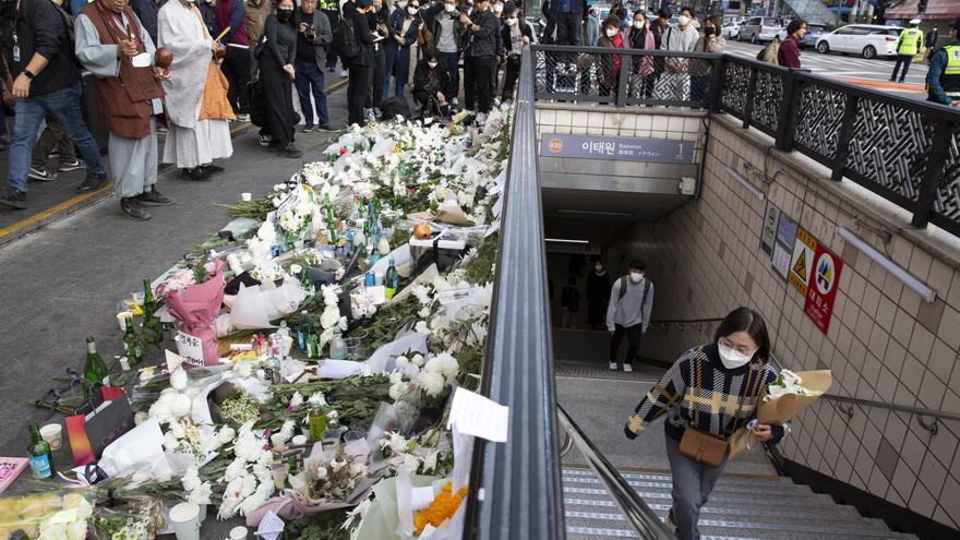 La Policía surcoreana admite “errores” de prevención en la tragedia de Seúl