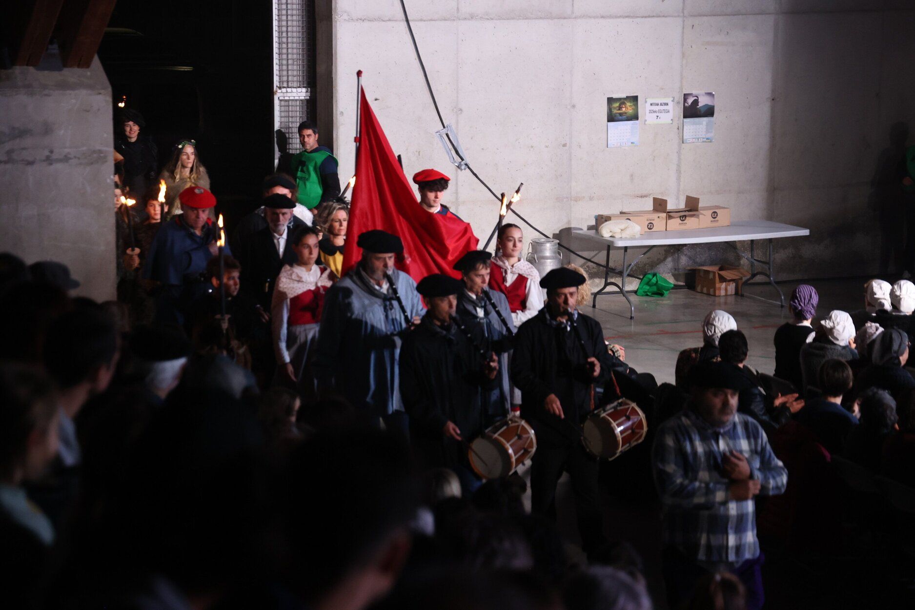 Ataun se rinde a la mitología: Otsoko, sorginak y los gentiles toman el municipio