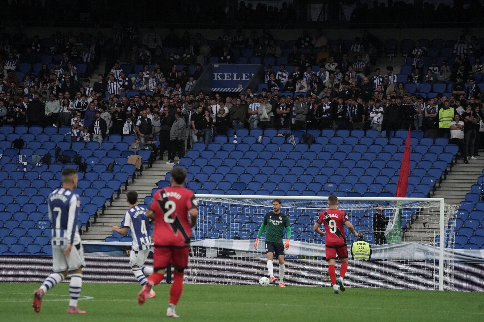 Las mejores imágenes del Real Sociedad - Rayo Vallecano