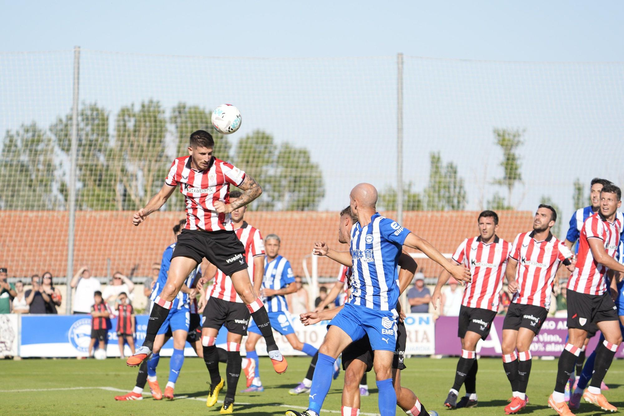 En imágenes: Ilusionante estreno del Alavés en Laguardia (1-0)