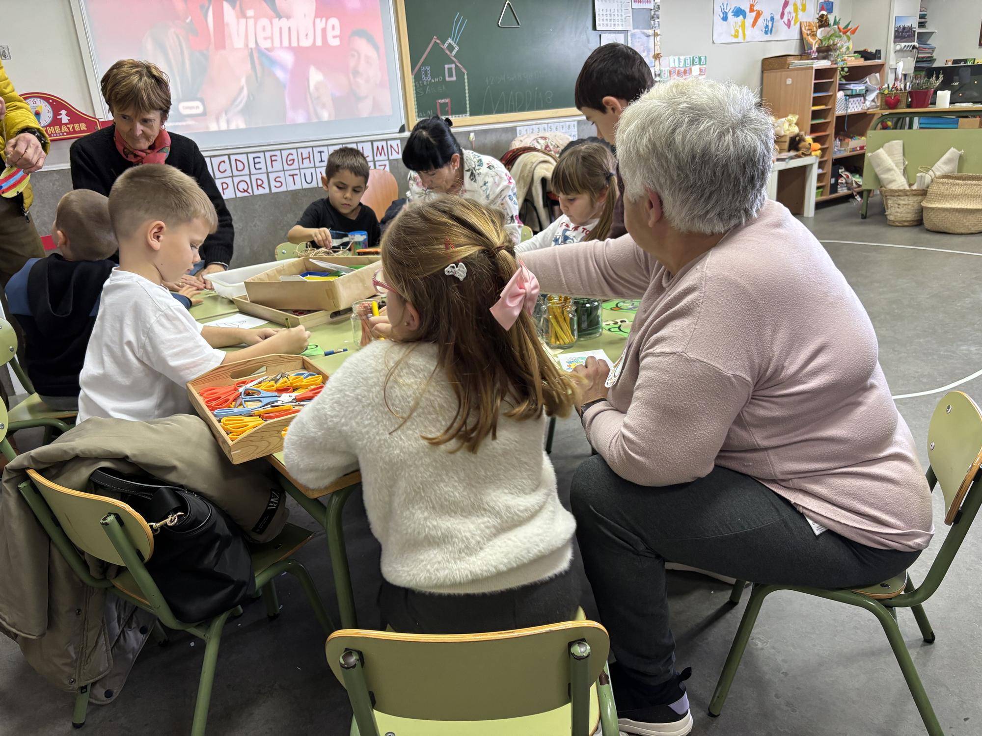 Así fue el Aiton-Amonen Eguna de Ama Guadalupekoa Ikastetxea de Hondarribia