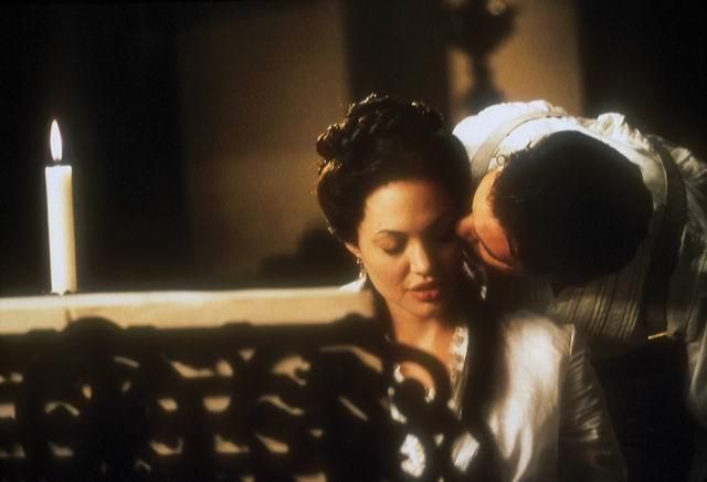 Con Angelina Jolie en la película 'Pecado original'.