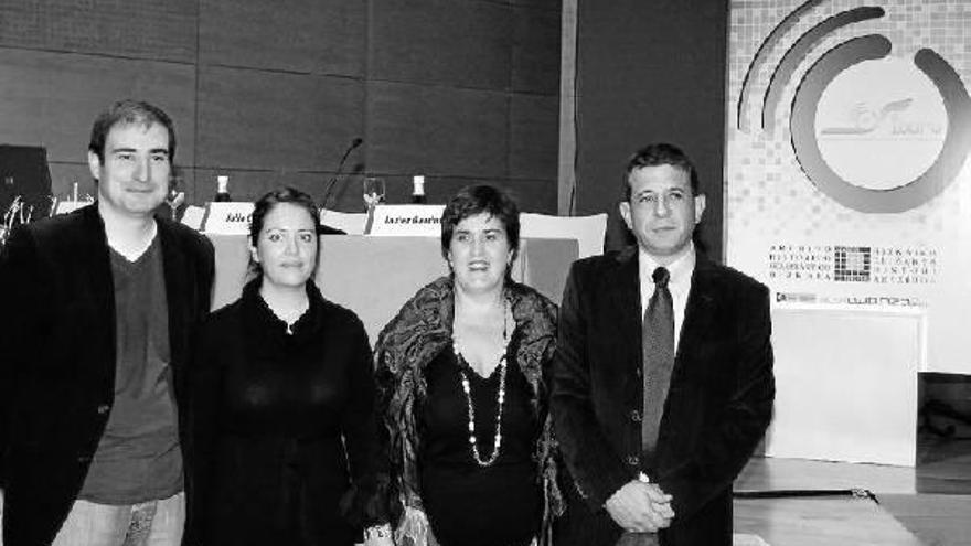 De izquierda a derecha, Javier Garduño, Cristina Castillo, Anabella Barroso y Julio Cerdá ayer en la presentación de la iniciativa.