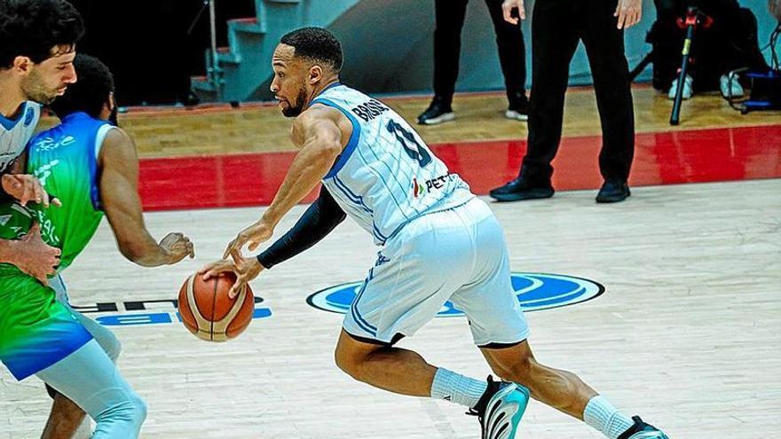 Aliaga Petkimspor, octavo turco en el camino para el Surne Bilbao