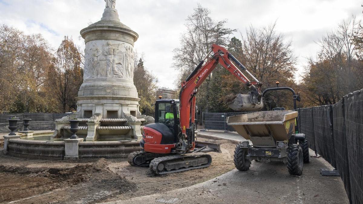 Los trabajos de mejora de la fuente Julián Gayarre