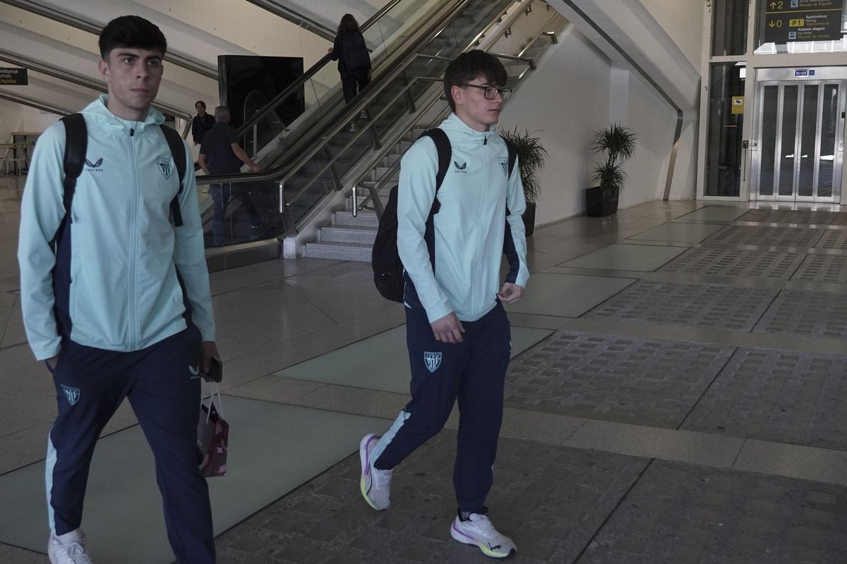 El Athletic vuelve a Bilbao desde Dortmund