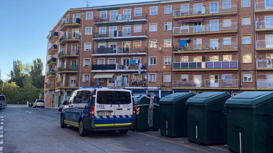 Dos acuchillados, uno muy grave, y dos detenidos en una reyerta en un 'narcopiso' de Pamplona