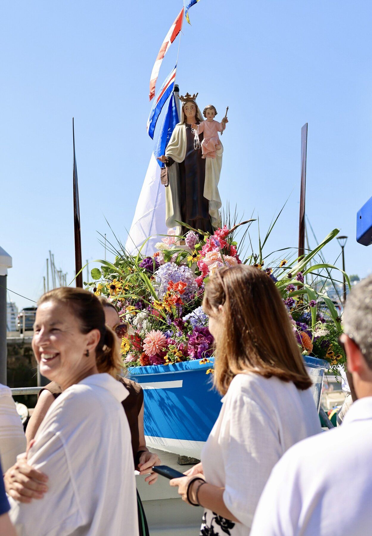 La procesión virgen del Carmen en el Barco Isturiz