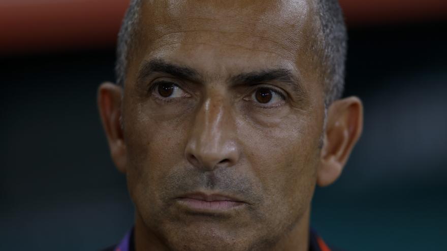 Túnez fulmina a su seleccionador tras el 1-5 ante Suecia